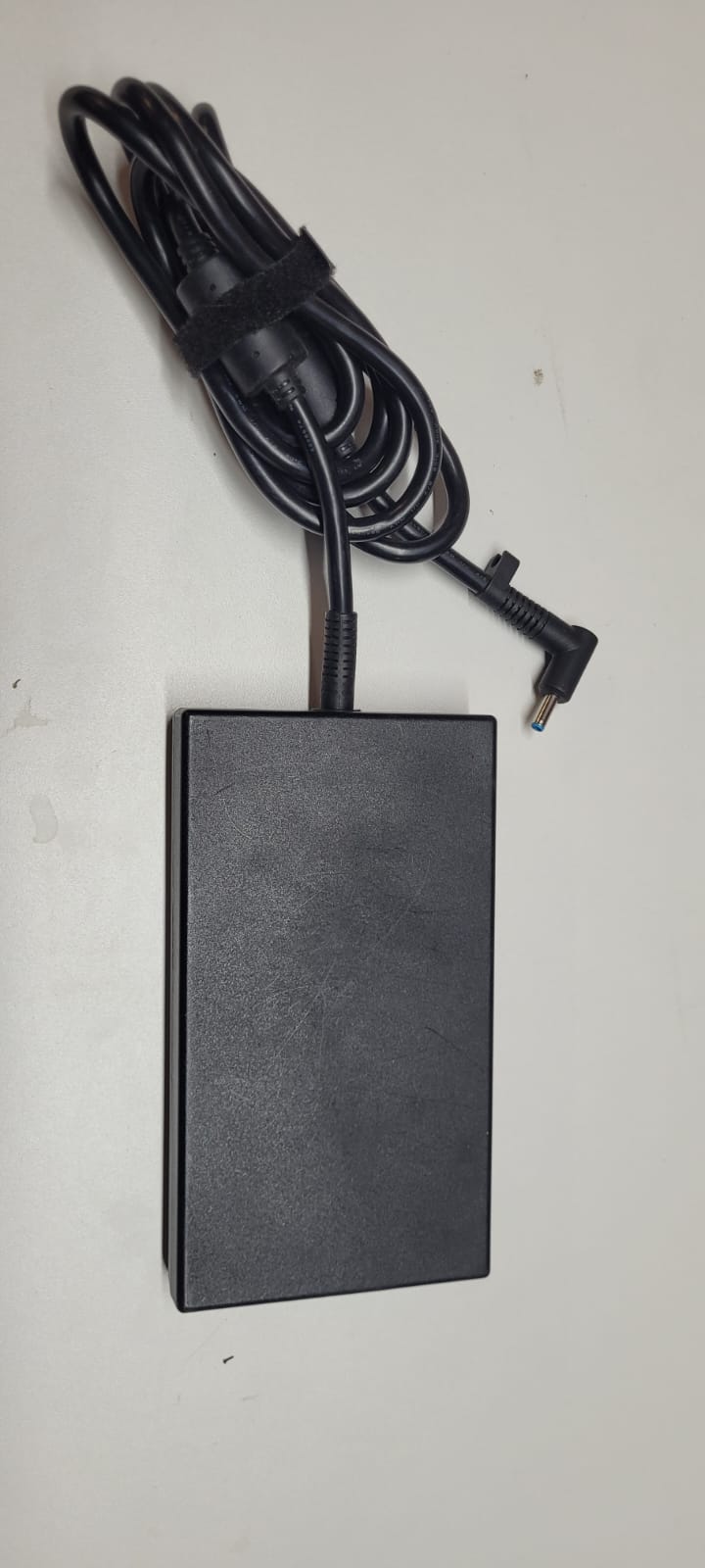 HP 200W 3.0 Adapter