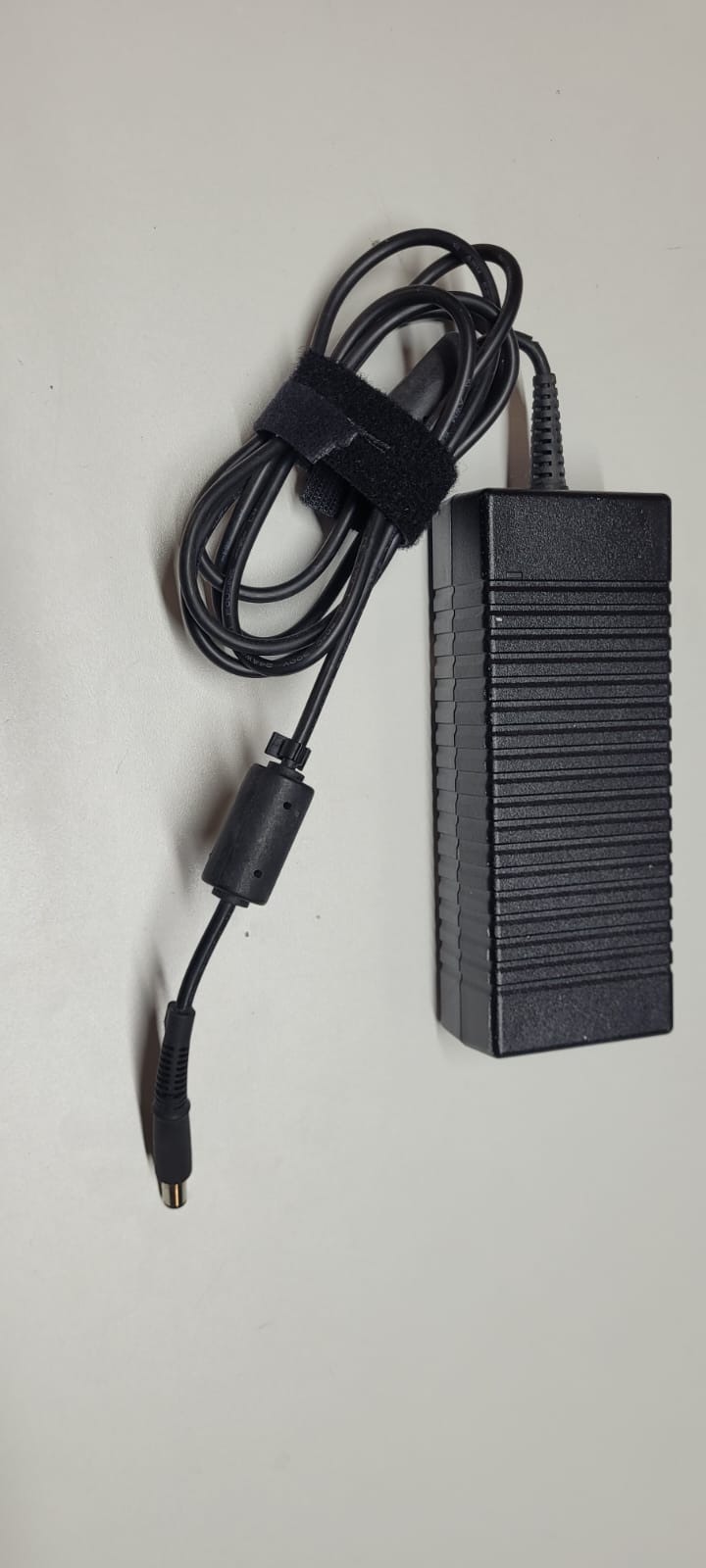 HP 135W 5.0 Adapter