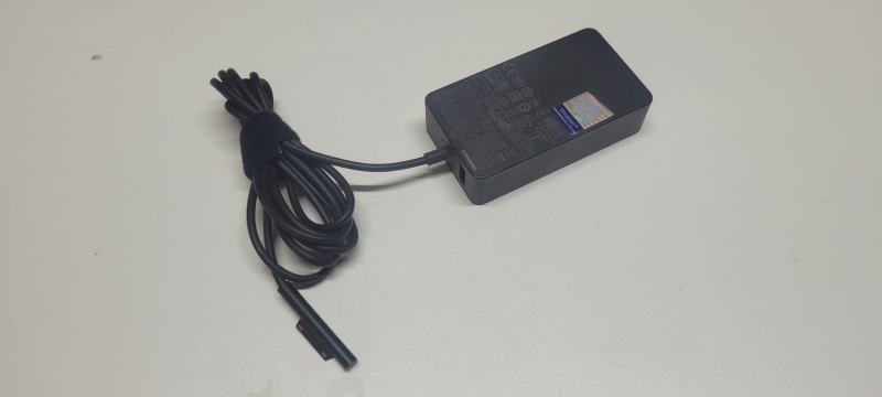 Microsoft 65W Adapter